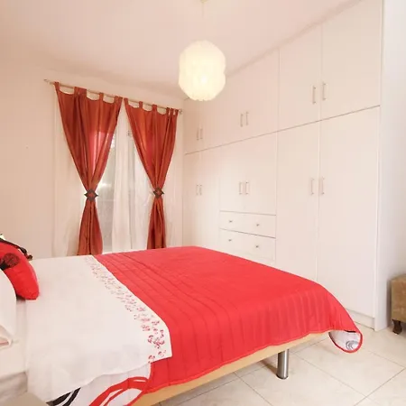 Semesterbostad Stella's Place Karavomylos